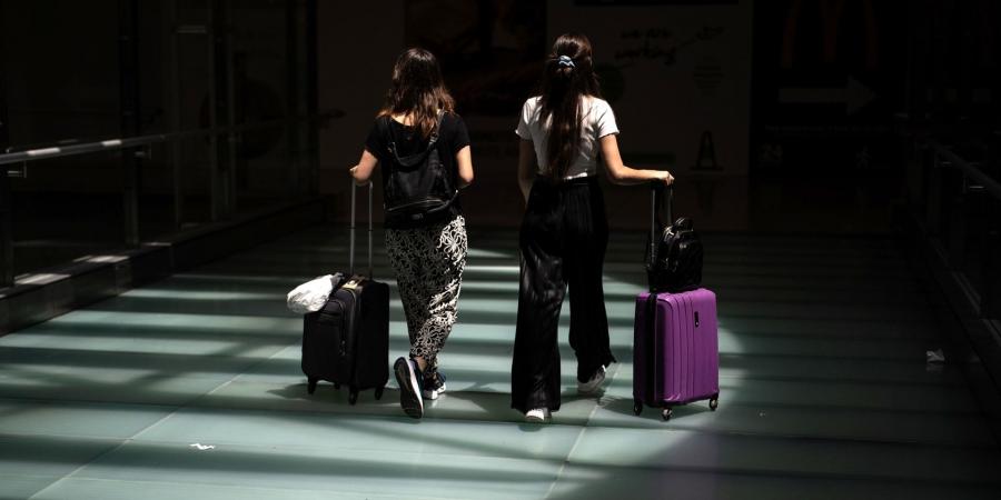 بالبلدي: قواعد أوروبية جديدة مقترحة لأمتعة اليد على متن الطائرات