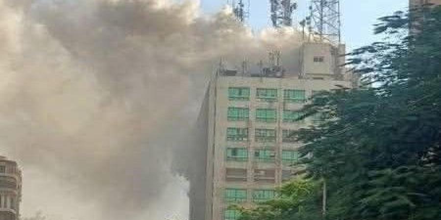 بالبلدي: بعد
      حريق
      سنترال
      رمسيس..
      عطل
      مؤقت
      يضرب
      شبكات
      الاتصالات
      والانترنت
      الأرضي
      في
      بعض
      المحافظات