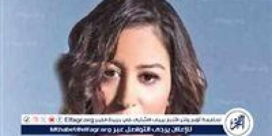 بالبلدي: تريند
      البنات
      يشتعل..
      هل
      الزواج
      هو
      العدو
      الخفي
      لمسيرة
      النجمات؟