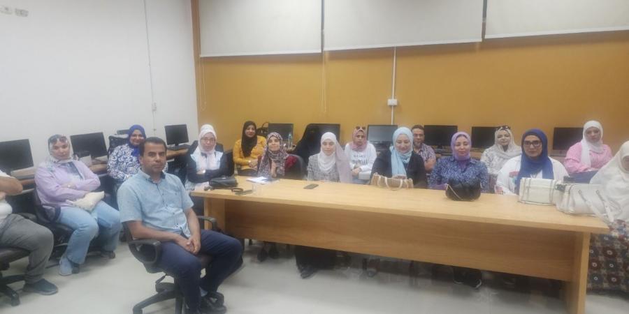 بالبلدي : جامعة
      قناة
      السويس
      تنفذ
      برنامجًا
      تدريبيًا
      لأعضاء
      هيئة
      التدريس
      حول
      الذكاء
      الاصطناعي