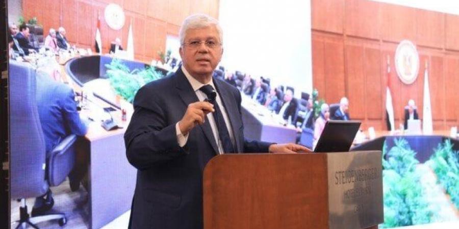 بالبلدي: عاشور:
      «تحالف
      وتنمية»
      هدفها
      تعزيز
      التحالفات
      الإقليمية
      بين
      الجامعات
      والصناعة
      والجهات
      الحكومية