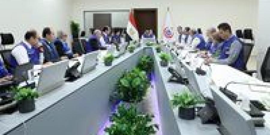بالبلدي: وزير
      الصحة
      يترأس
      غرفة
      الأزمات
      لمتابعة
      تداعيات
      حريق
      سنترال
      رمسيس