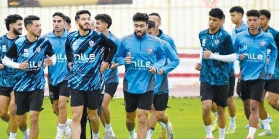 بالبلدي: تحت
      قيادة
      فيريرا..
      الزمالك
      يخوض
      مرانًا
      على
      ستاد
      الكلية
      الحربية
      استعدادا
      للموسم
      الجديد
