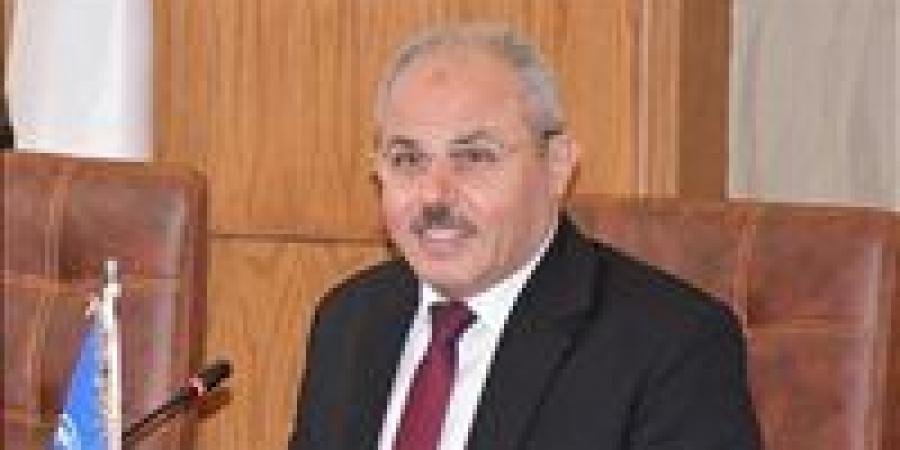 بالبلدي : "أزيائنا
      تراثنا"..
      جامعة
      بنها
      تنظم
      عرض
      أزياء
      لمشاريع
      التخرج
      لطلاب
      كلية
      الفنون
      التطبيقية