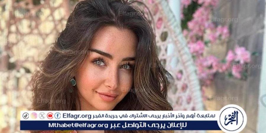 بالبلدي: بعد
      طرح
      البرومو..
      تعرف
      على
      شخصية
      هنا
      الزاهد
      في
      فيلم
      الشاطر