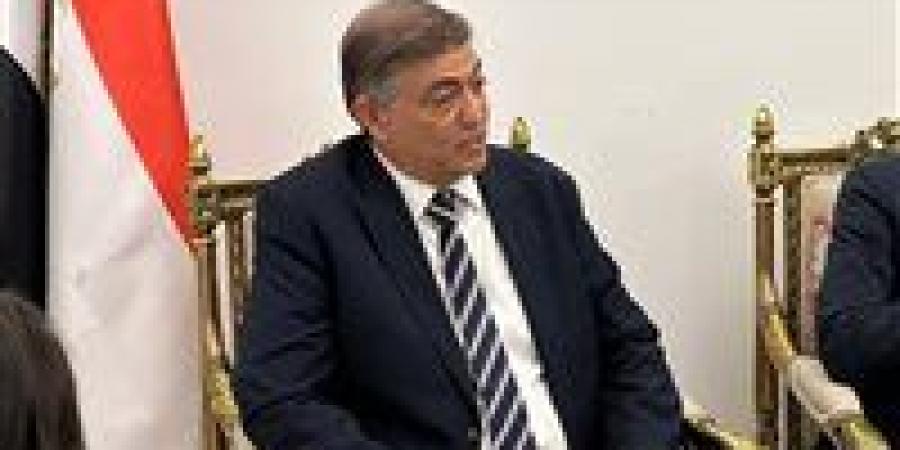 بالبلدي: حريق
      سنترال
      رمسيس..
      رئيس
      حزب
      الإصلاح
      والنهضة
      يطالب
      بمراجعة
      اشتراطات
      الأمان
      والسلامة
      بالمرافق
      الحيوية