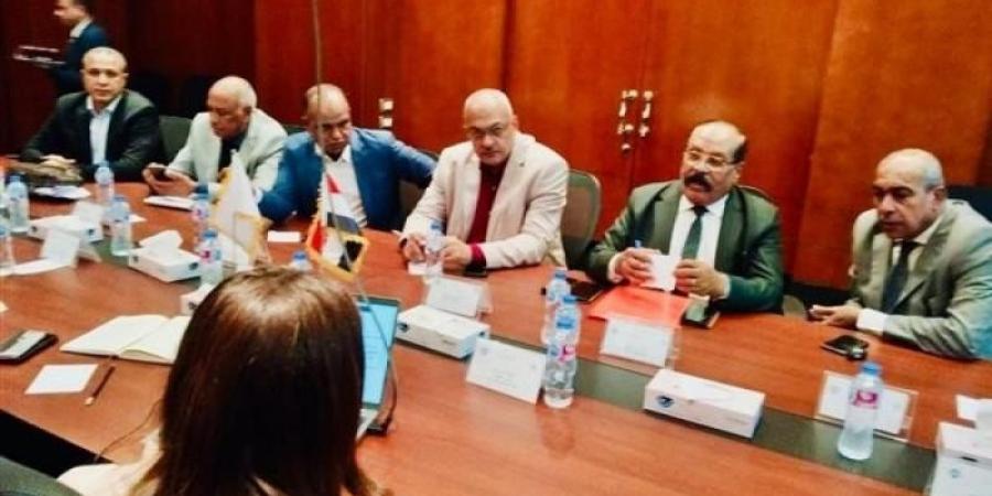 بالبلدي : الهيئة
      العامة
      للتأمين
      الصحي
      الشامل
      تعقد
      اجتماعها
      الدوري
      مع
      نواب
      البرلمان
