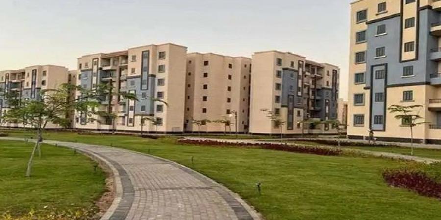 بالبلدي: كراسة
      شروط
      شقق
      الإسكان
      الاجتماعي
      2025..
      احجز
      وحدتك
      في
      14
      مدينة
      جديدة