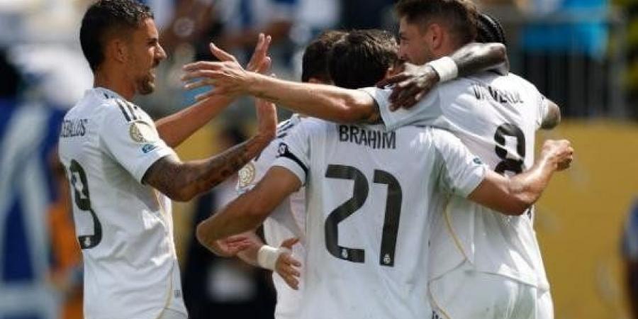 بالبلدي: تشكيل
      ريال
      مدريد
      الرسمي
      لمواجهة
      باريس
      سان
      جيرمان
      في
      مونديال
      الأندية
      –
      القاهرة
      تايمز