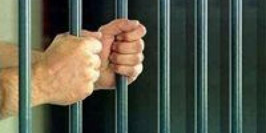 بالبلدي : إحالة
      بائع
      خضار
      بتهمة
      قتل
      شخص
      في
      الخانكة
      للمفتي