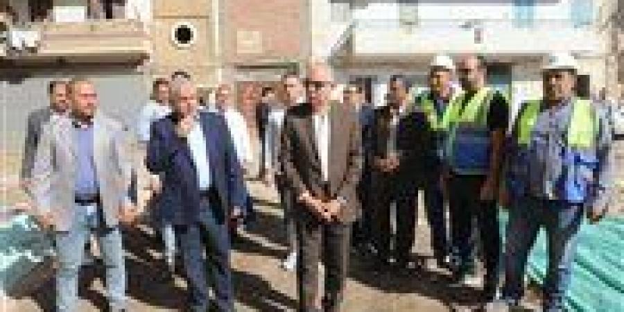 بالبلدي: محافظ
      المنيا
      يتفقد
      أعمال
      إنشاء
      الجناح
      الجديد
      وصيانة
      مدرسة
      صلاح
      سالم
      الابتدائية