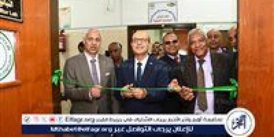 بالبلدي: رئيس
      جامعة
      أسيوط
      يفتتح
      معمل
      زراعة
      الأنسجة
      النباتية
      بالمعامل
      المركزية
      بكلية
      الزراعة