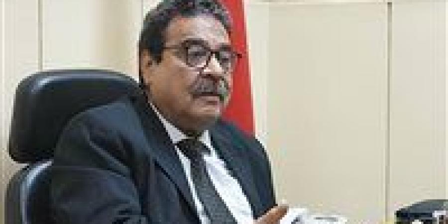 بالبلدي: بعد
      حديث
      «السيسي»..
      «المصري
      الديمقراطي»
      يتحرك
      لإرسال
      تقاريره
      عن
      المخالفات
      الانتخابية
      إلى
      «الرئاسة»