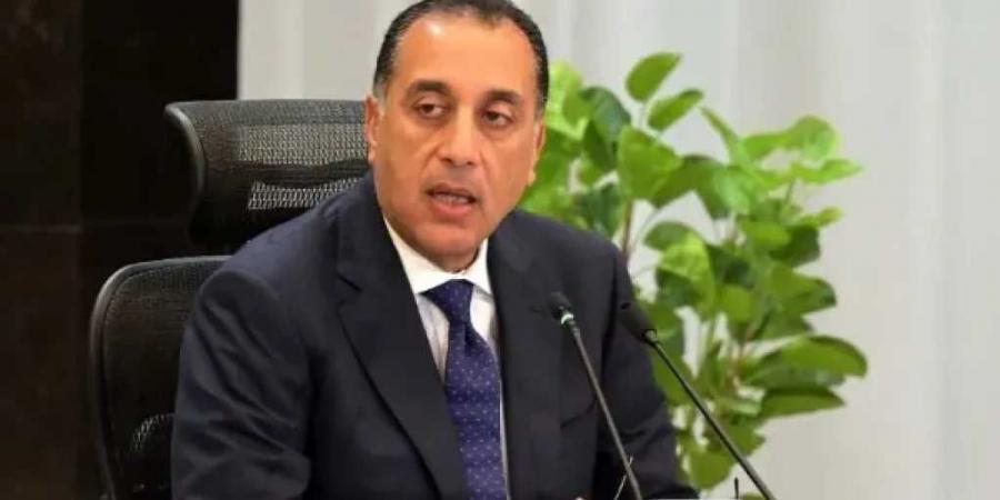 مجلس
      الوزراء:
      الانتهاء
      من
      تجهيز
      جميع
      المطارات
      بنهاية
      2026
      لاستقبال
      الزيادة
      المتوقعة
      في
      الحركة
      السياحية