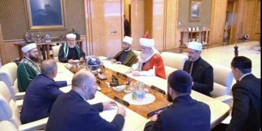 بالبلدي : رئيس
      تتارستان
      يستقبل
      وزير
      الأوقاف
      بحضور
      مفتي
      تتارستان...
      ويشيد
      بمكانة
      مصر
      والأزهر
      الشريف