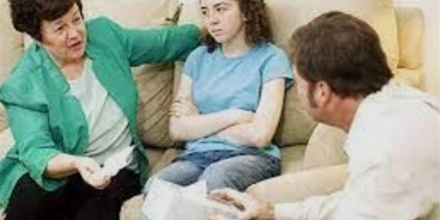 بالبلدي: هو
      أنا
      صغير
      يا
      ماما..
      تأثير
      حرمان
      الطفل
      من
      اتخاذ
      القرارات