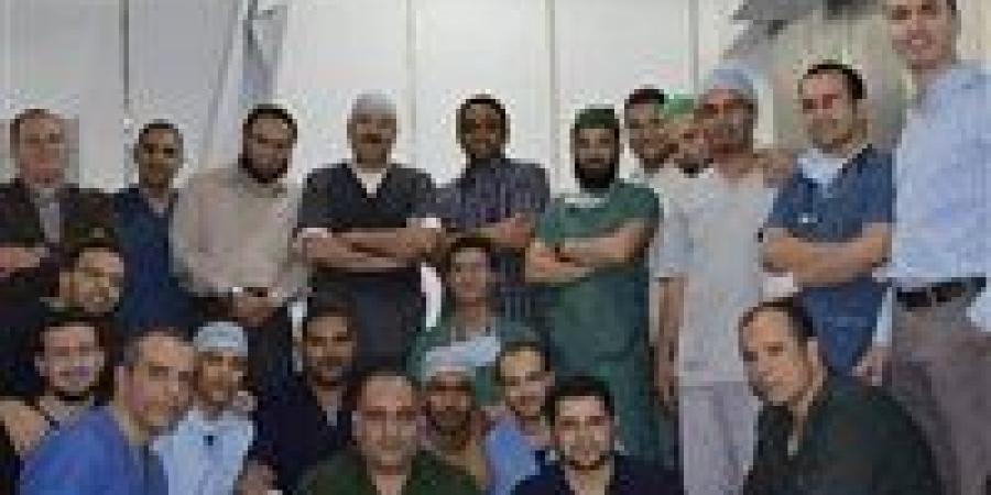 بالبلدي : بعد
      13
      عامًا
      من
      أول
      عملية..
      جامعة
      بني
      سويف
      تجري
      عملية
      تغيير
      الصمام
      الأورطي
      عبر
      القسطرة
      TAVI