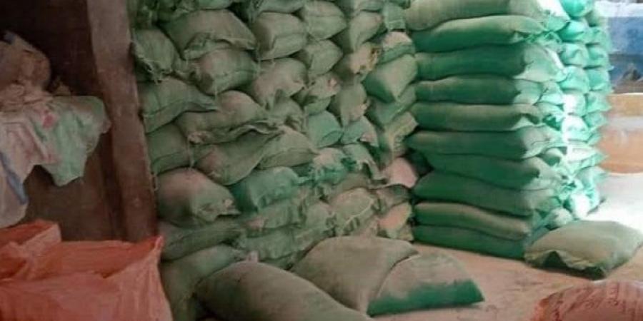 بالبلدي: شرطة
      التموين
      تضبط
      15
      طن
      دقيق
      مدعم
      خلال
      24
      ساعة