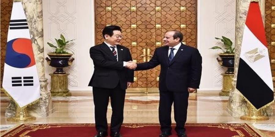 بالبلدي: محلل
      سياسي
      عن
      لقاء
      السيسي
      ورئيس
      كوريا:
      مصر
      مركز
      جذب
      جديد
      للاستثمارات
      العالمية
      والآسيوية