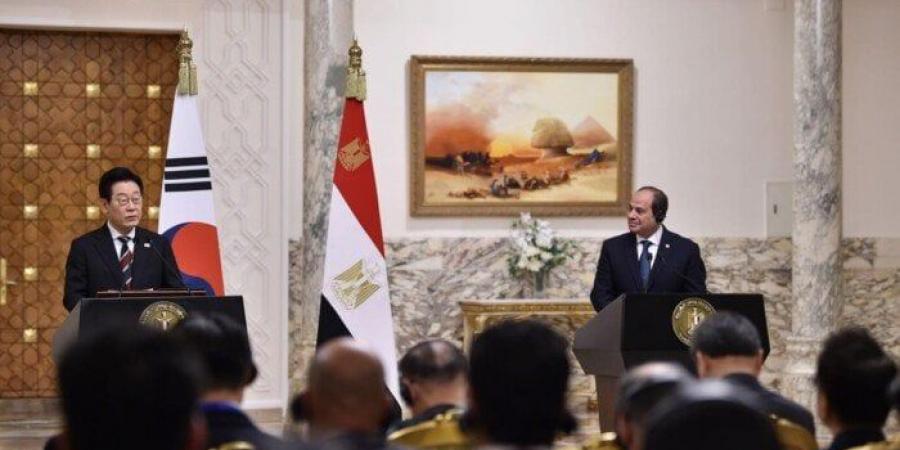 بالبلدي: محلل
      سياسي:
      مصر
      أصبحت
      مركز
      جذب
      جديد
      للاستثمارات
      العالمية
      والآسيوية