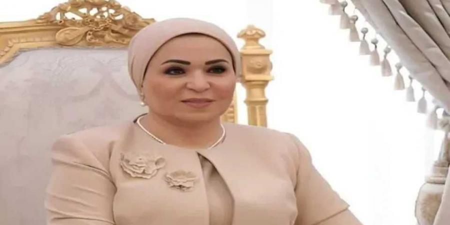 السيدة
      انتصار
      السيسي
      عن
      برنامج
      دولة
      التلاوة:
      فخورة
      بأبنائي
      من
      القراء
      المميزين
