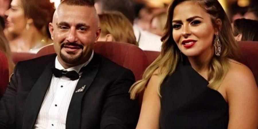 بالبلدي: أحمد
      السقا
      يعلق
      على
      أزمة
      مها
      الصغير
      واللوحات
      المسروقة:
      «ربنا
      يكفيك
      شر
      الغفلة»