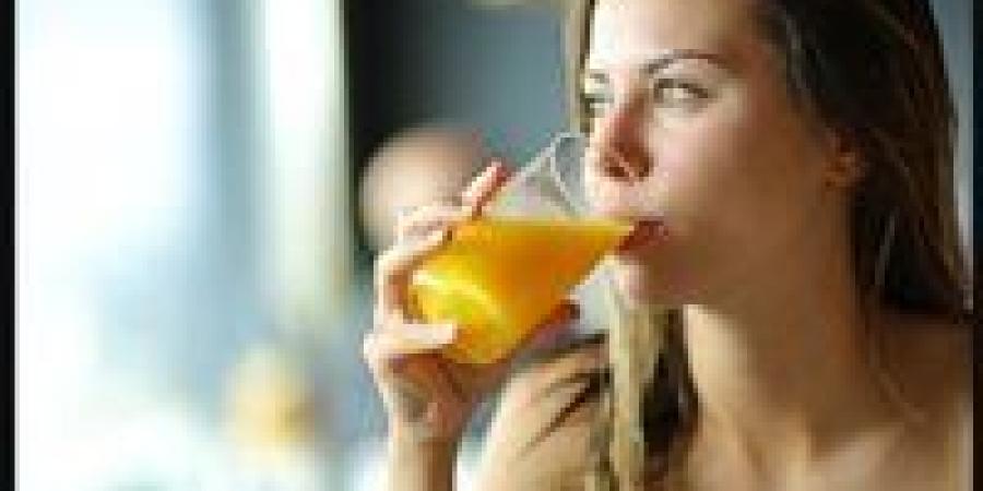 بالبلدي: هذا
      ما
      يحدث
      لجسمك
      إذا
      تناولت
      كوبين
      من
      عصير
      البرتقال
      يوميًا