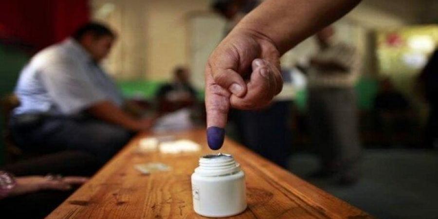 بالبلدي: اليوم..
      المصريون
      بالداخل
      يصوتون
      بالمرحلة
      الثانية
      بانتخابات
      النواب
      فى
      13
      محافظة