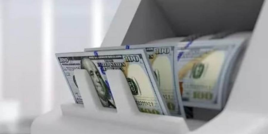 بالبلدي: الأخضر
      بكام..
      سعر
      الدولار
      مقابل
      الجنيه
      اليوم
      الإثنين
      24
      نوفمبر
      2025
      في
      البنوك