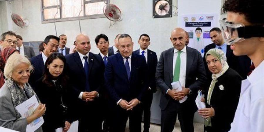 بالبلدي: معهد
      الكوزن
      المصري
      الياباني
      يفتح
      بوابة
      التكنولوجيا
      المستقبلية
      في
      مصر
      عبر
      جايكا