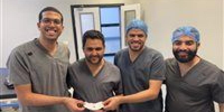 بالبلدي : بلعت
      لب
      سوري..
      فريق
      طبي
      بقصر
      العيني
      ينجح
      في
      إنقاذ
      حياة
      رضيعة
      عبر
      تدخل
      جراحي