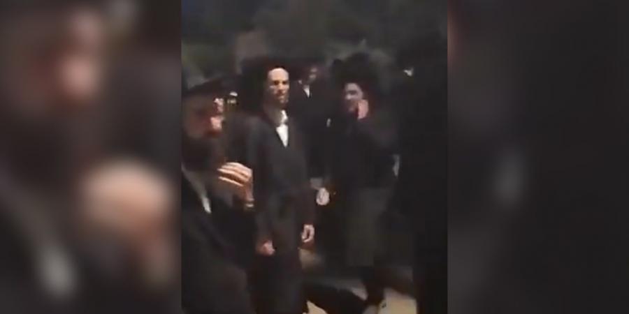 بالبلدي: أعمال شغب غير مسبوقة.. عشرات الحريديم يحاصرون منزل قاضٍ إسرائيلي