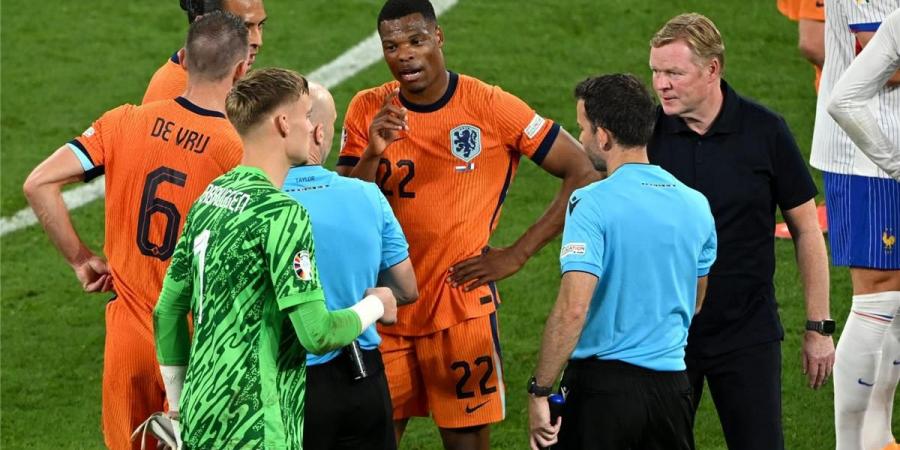 بالبلدي : كومان
      يعلق
      على
      صفقة
      ريال
      مدريد
      الجديدة:
      كنت
      أتمنى
      انتقاله
      إلى
      برشلونة