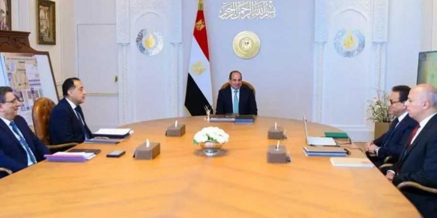 السيسي
      يؤكد
      أهمية
      تعزيز
      التكامل
      بين
      الجهات
      الحكومية
      والقطاع
      الخاص
      لتحقيق
      رؤية
      الدولة
      في
      تطوير
      مجال
      الصحية