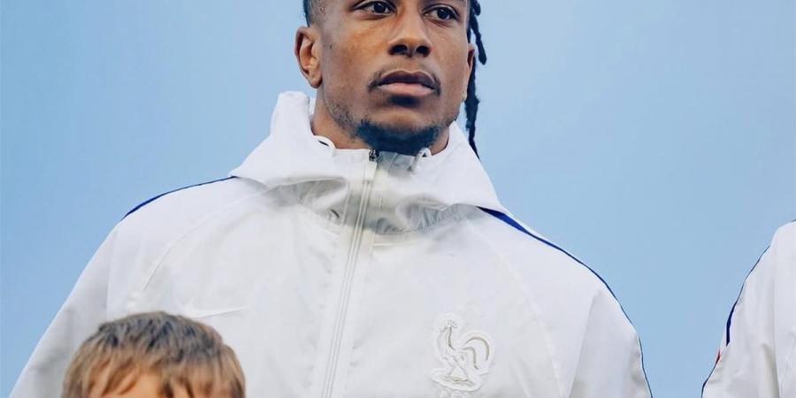 بالبلدي : صحفي
      إسباني
      يفجر
      مفاجأة
      بشأن
      انتقال
      مايكل
      أوليس
      إلى
      ريال
      مدريد