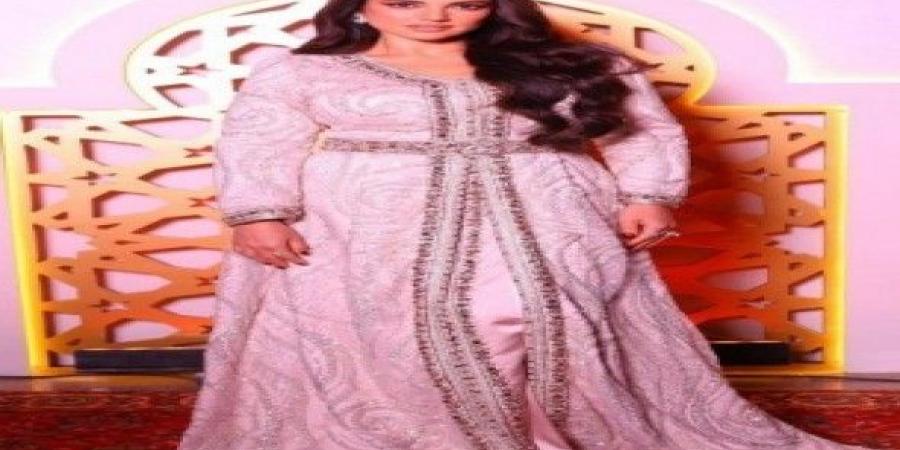 بالبلدي: أناقة
      نجمات
      رمضان
      2026
      في
      منافسة
      لافتة
      خارج
      الشاشة