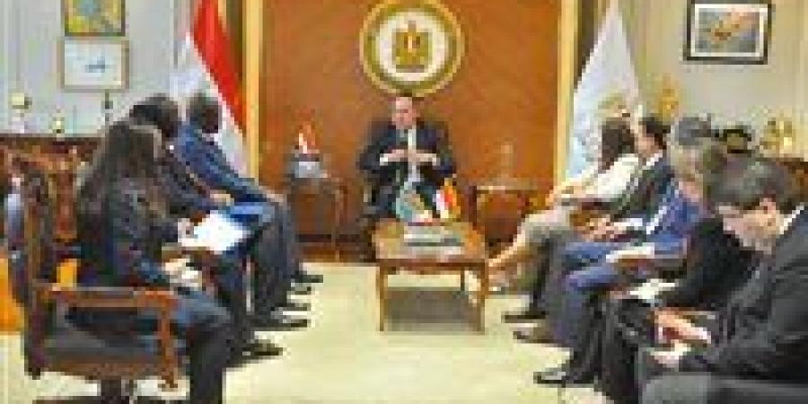 بالبلدي: وزير
      التعليم
      العالي
      يبحث
      مع
      وفد
      الكونغو
      الديمقراطية
      تعزيز
      التعاون
      الأكاديمي
      ودعم
      الفرانكوفونية