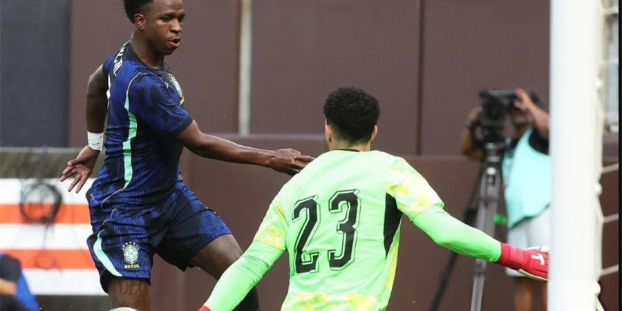 بالبلدي : الحضري:
      شوبير
      وضع
      مهند
      لاشين
      تحت
      الضغط
      أمام
      البرازيل..
      وأوجه
      طلبًا
      لـ
      الأهلي