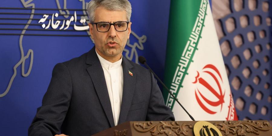 بالبلدي: "بيترك اللي ساندو.. وبيمشي ورا اللي خانقو".. تدوينة لمتحدث خارجية إيران