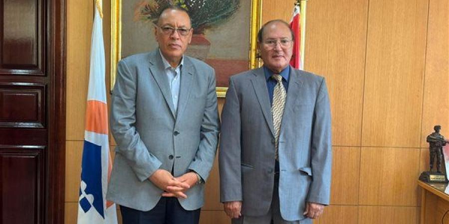 بالبلدي: الدكتور
      ممدوح
      غراب
      رئيسًا
      للبورد
      الصيدلي
      العربي
      وجامعة
      6
      أكتوبر