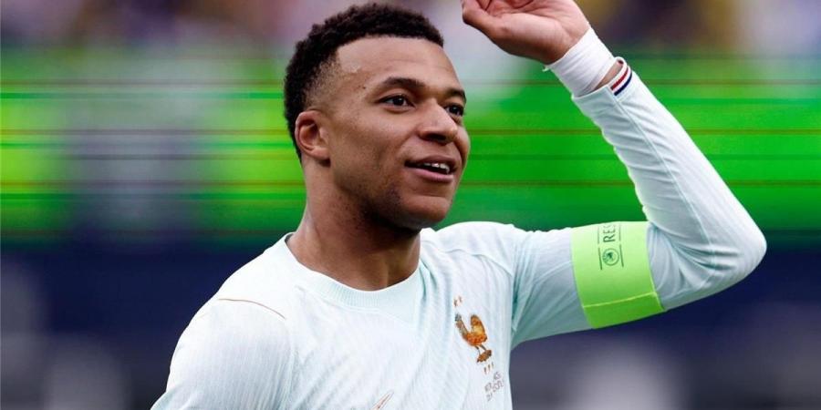 بالبلدي : مبابي:
      لا
      أتفق
      مع
      ما
      يقال
      عن
      طموح
      فرنسا
      في
      كأس
      العالم