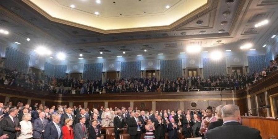 بالبلدي: مجلس
      النواب
      الأميركي
      يعتزم
      التصويت
      على
      حزمة
      تمويل
      لأجندة
      ترمب
      للهجرة
