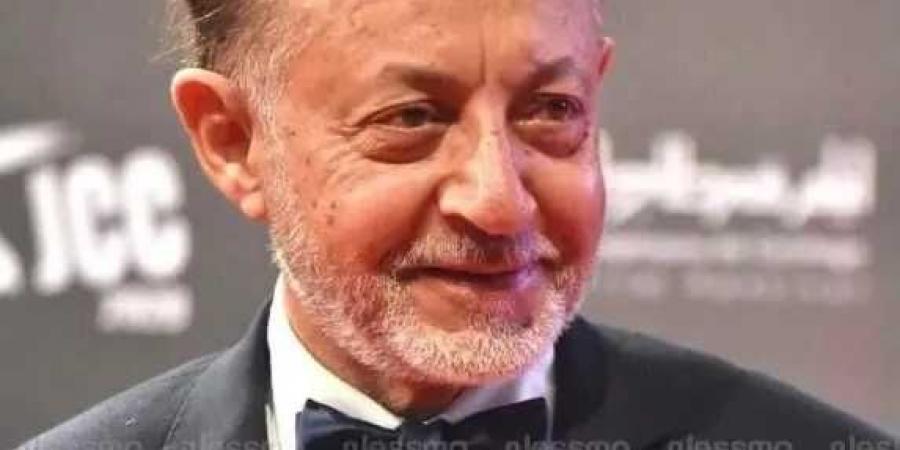 خالد
      جلال
      ناعيا
      «عبد
      العزيز
      مخيون»
      :
      فنان
      تميز
      بالجدية
      والثقافة
      الموسوعية