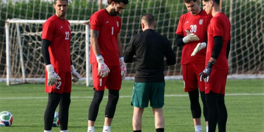 بالبلدي : مجموعة
      مصر
      |
      قبل
      ساعات
      من
      انطلاق
      المونديال..
      تهديد
      جديد
      من
      إيران
      بشأن
      مباراياتها