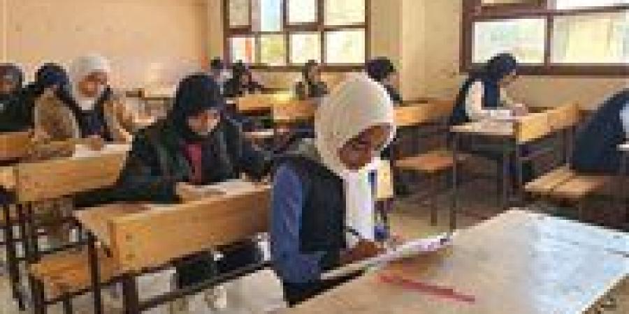 بالبلدي : بعد
      تداوله
      على
      تليجرام..
      تحقيق
      في
      واقعة
      نشر
      امتحان
      الإنجليزي
      بقنا