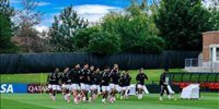 بالبلدي: منتخب
      مصر
      يواصل
      تدريباته
      بملعب
      جوانزاجا
      استعدادًا
      لمواجهة
      بلجيكا