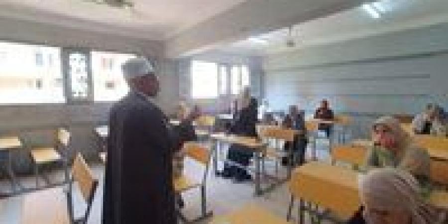 بالبلدي: رئيس
      منطقة
      القليوبية
      الأزهرية
      يتفقد
      لجنة
      قليوب
      لمتابعة
      امتحان
      التوحيد
      للثانوية
      الأزهرية