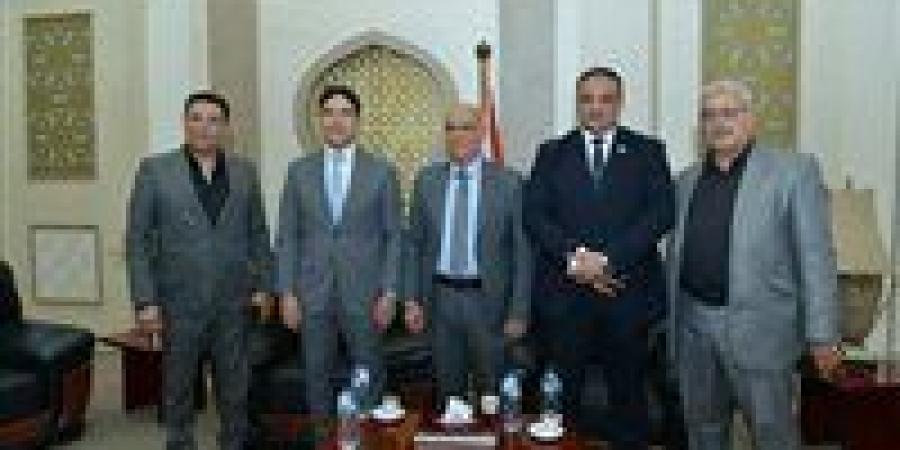 بالبلدي: برعاية
      نقابة
      صناع
      الأثاث..
      معرض
      أثاث
      دمياط
      بالقاهرة
      يفتح
      أسواقا
      جديدة
      للمنتج
      المحلي