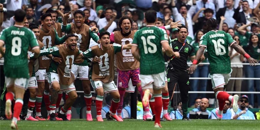 بالبلدي : فيديو
      |
      بثلاث
      بطاقات
      حمراء..
      المكسيك
      تفوز
      على
      جنوب
      إفريقيا
      في
      افتتاح
      كأس
      العالم
      2026