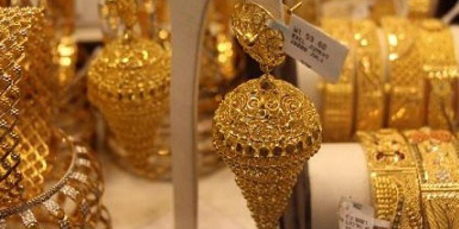 بالبلدي : عيار
      21
      يتراجع..
      أسعار
      الذهب
      في
      الأردن
      اليوم
      الجمعة
      12
      يونيو
      2026